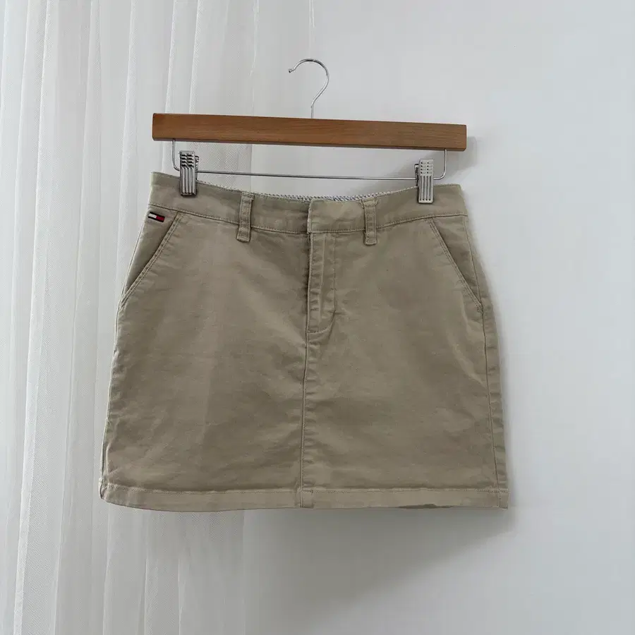 타미힐피거 Tommy Hilfiger 치노 미니스커트M