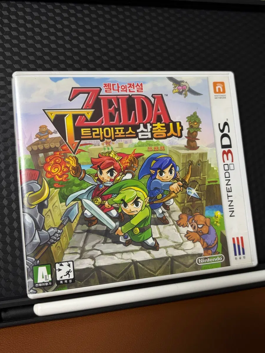 [닌텐도3DS] 젤다의전설 트라이포스 삼총사 정발 한글판 (상태 A급 / 당일발송)