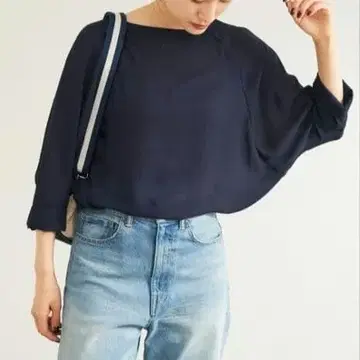 프레임워크 소프트 조젯 Tee 블라우스 네이비