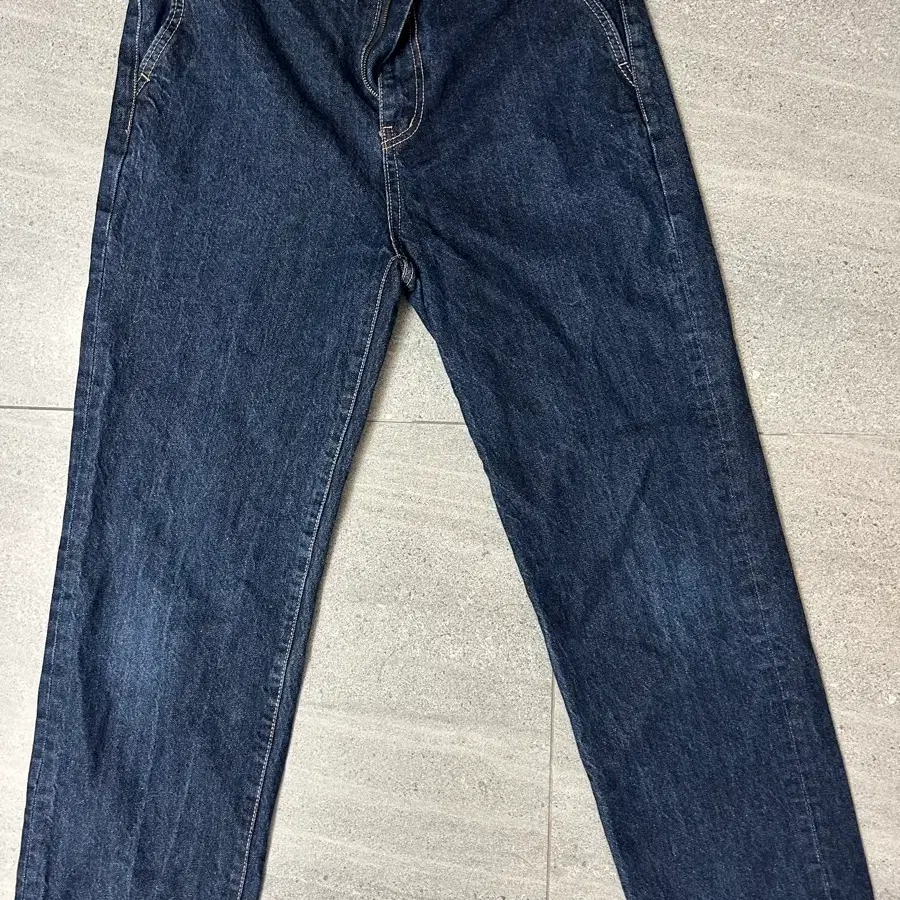 H&M 고진스 청바지 남녀공용 일자핏