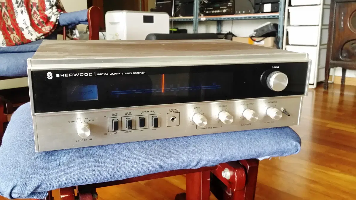 중고 미국 셔우드 S-7010A AM/FM 리시버