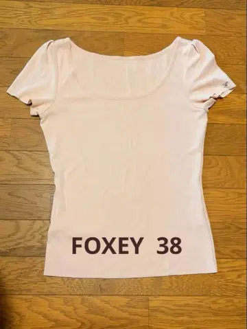 FOXEY 폭시 반팔 티셔츠 상의 핑크