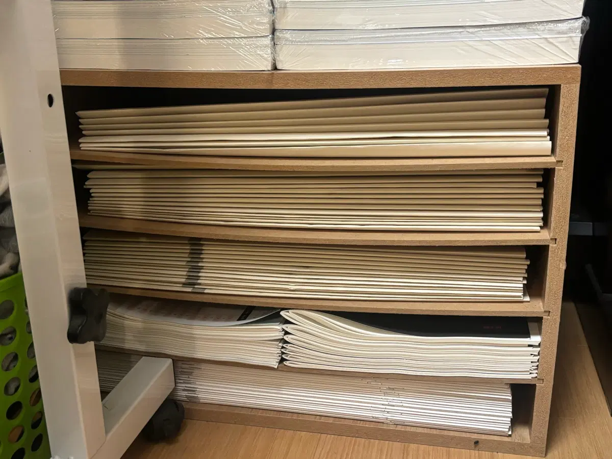 [급처!!] 실모 보관함_택배가능!!!_새상품 판매합니다!!!_처분전 마지막가격!!