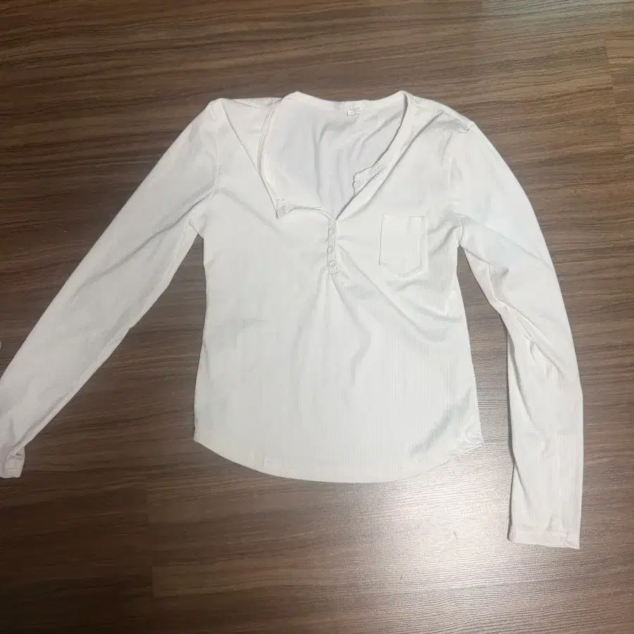 새상품 화이트 골지 긴팔 크롭티 여성
