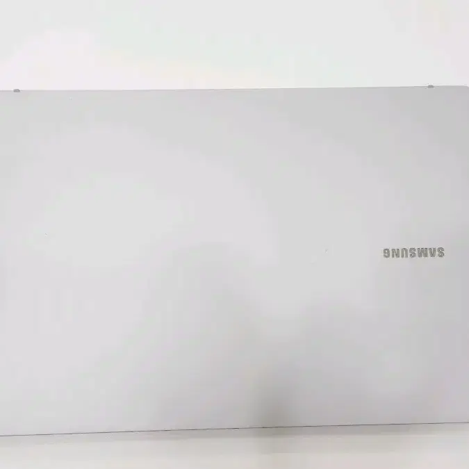 삼성 갤럭시북2 NT550XED-K78A 판매합니다