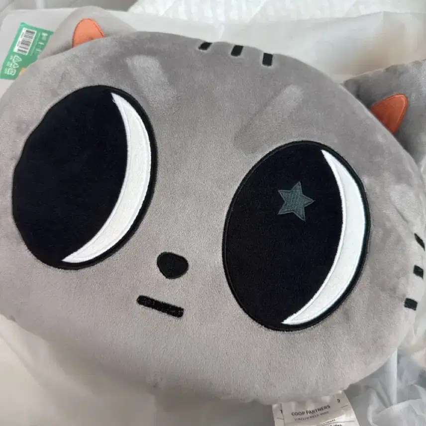 ダゴニャンクッション