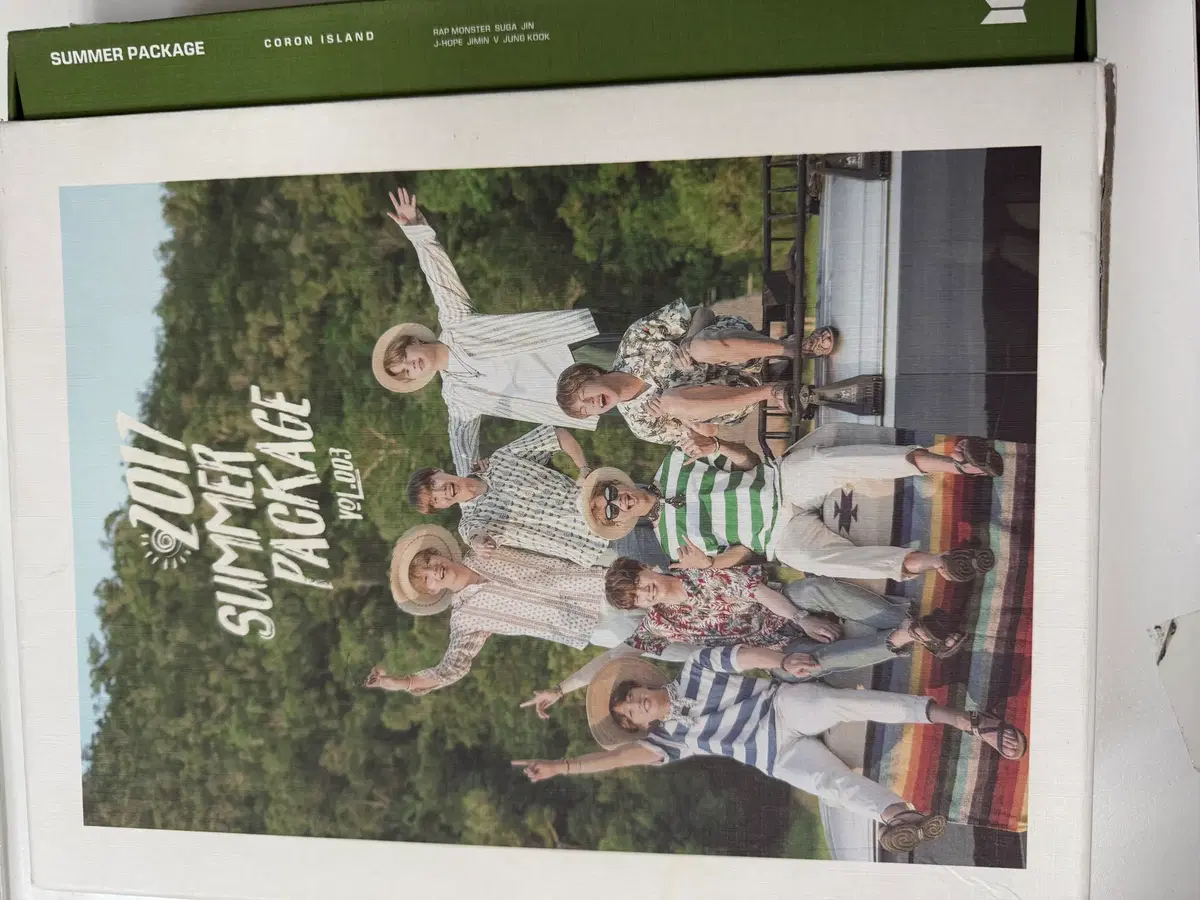 방탄소년단 2017 서머 패키지 (BTS 2017 SUMMER PACKAGE VOL.3)