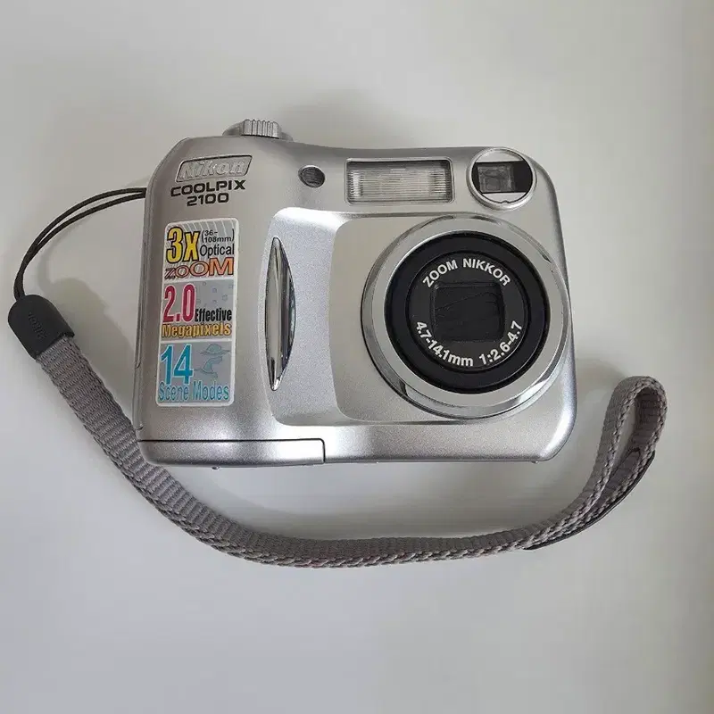 니콘 쿨픽스 2100 디카 디지털카메라