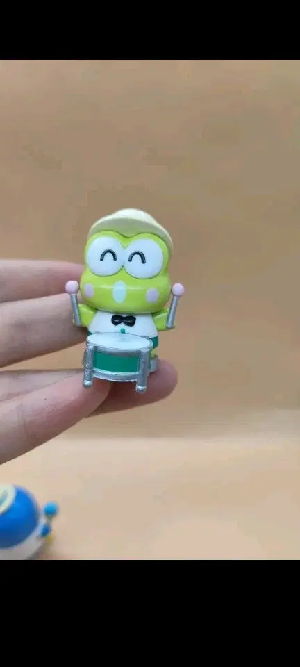 케로로 군복 피규어 드럼 연주