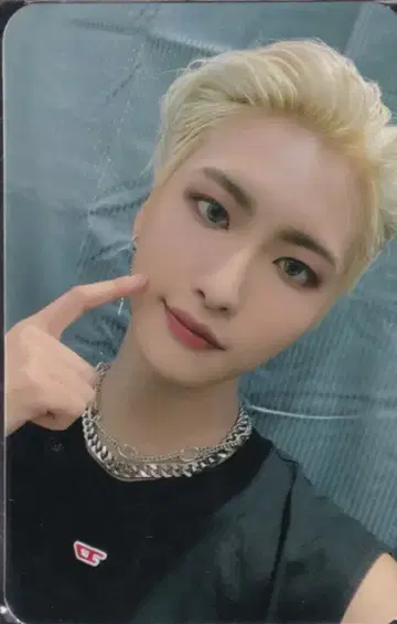ATEEZ THE WORLD EP.1 : MOVEMENT SEONG HWA 트레이딩 카드 영통