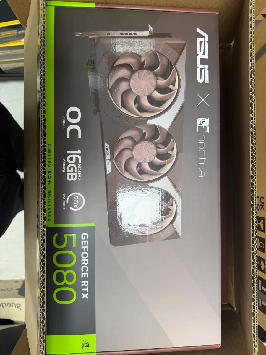 미개봉 새제품 녹투아 RTX 5080 팝니다
