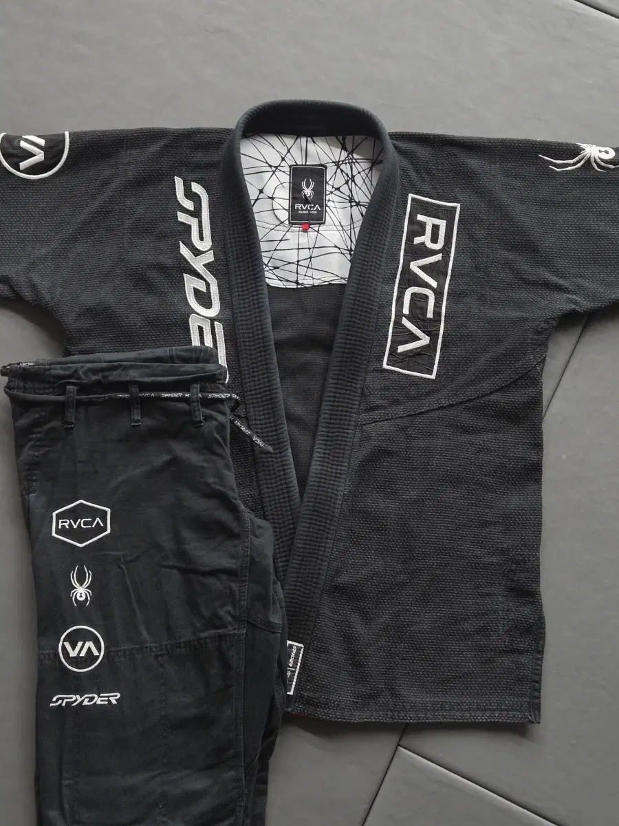 RVCA 스파이더 주짓수 도복(a2)