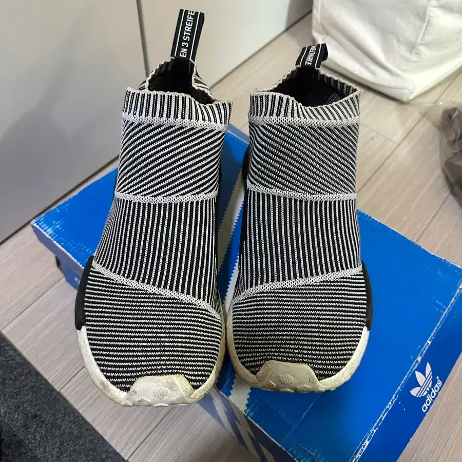 아디다스 NMD 시티삭 280mm