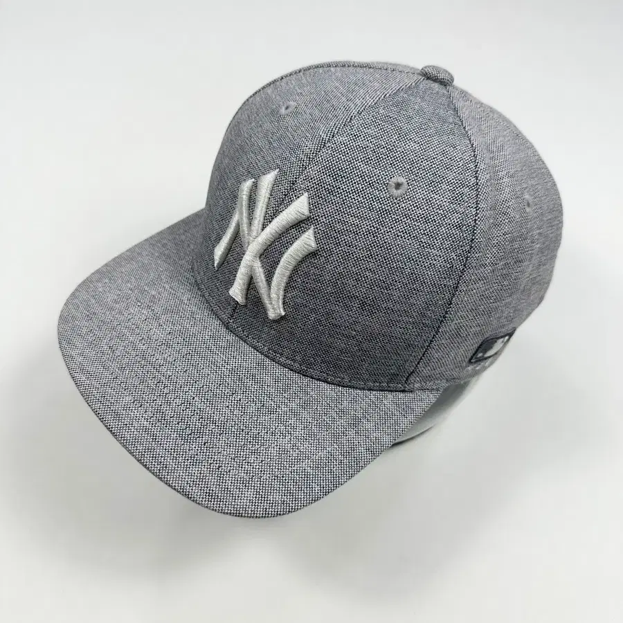 MLB 뉴욕양키스 그레이 볼캡 모자