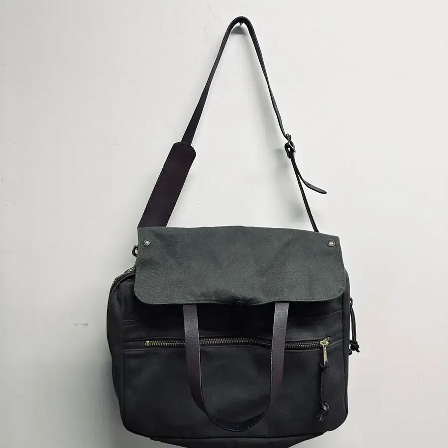 [정품/MADE IN USA/미사용소장품] 필슨(FILSON) 70081 트위벨 캐리오버 여행용 백 (모델명: 70081)