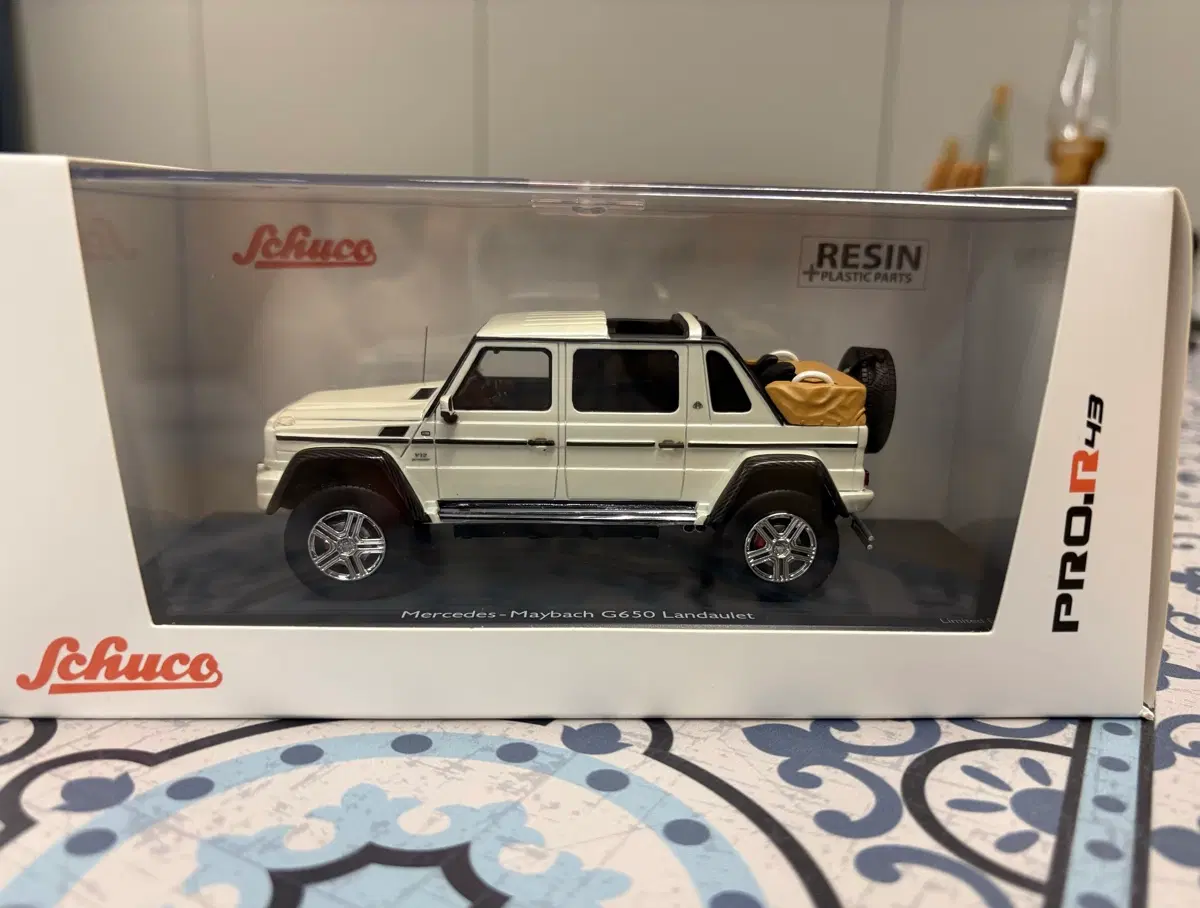 슈코 메르세데스 마이바흐 G650 Landaulet 화이트