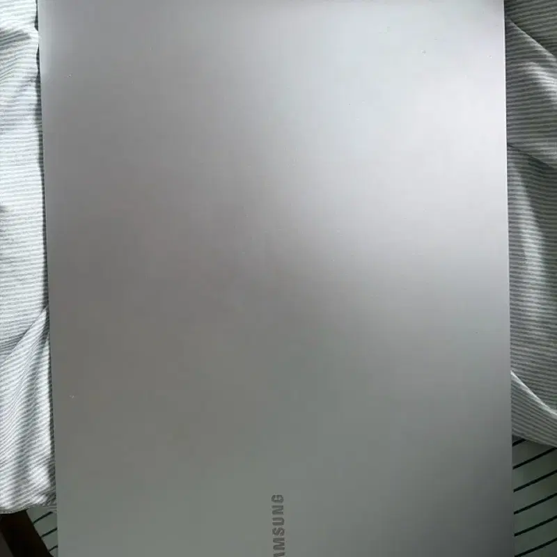 NT960XHA-KC51S 갤럭시북 5 프로 핍니디 인텔 울트라5 윈도우 11 포함 512gb 램16gb (풀박스,지슈라 풀박스 증정)