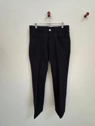 URU TOKYO STA-PREST PANTS
