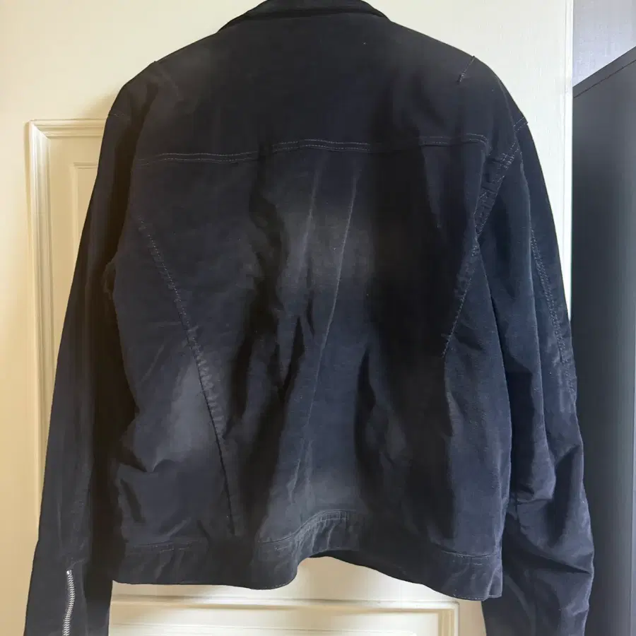 파프롬왓 FAR CORDUROY ZIP-UP JACKET (BLACK) 1사이즈 팝니다.