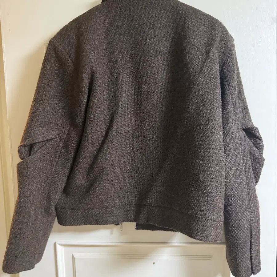 파프롬왓 FAR WOOL ARM CUTLINE JACKET 1사이즈 팝니다.