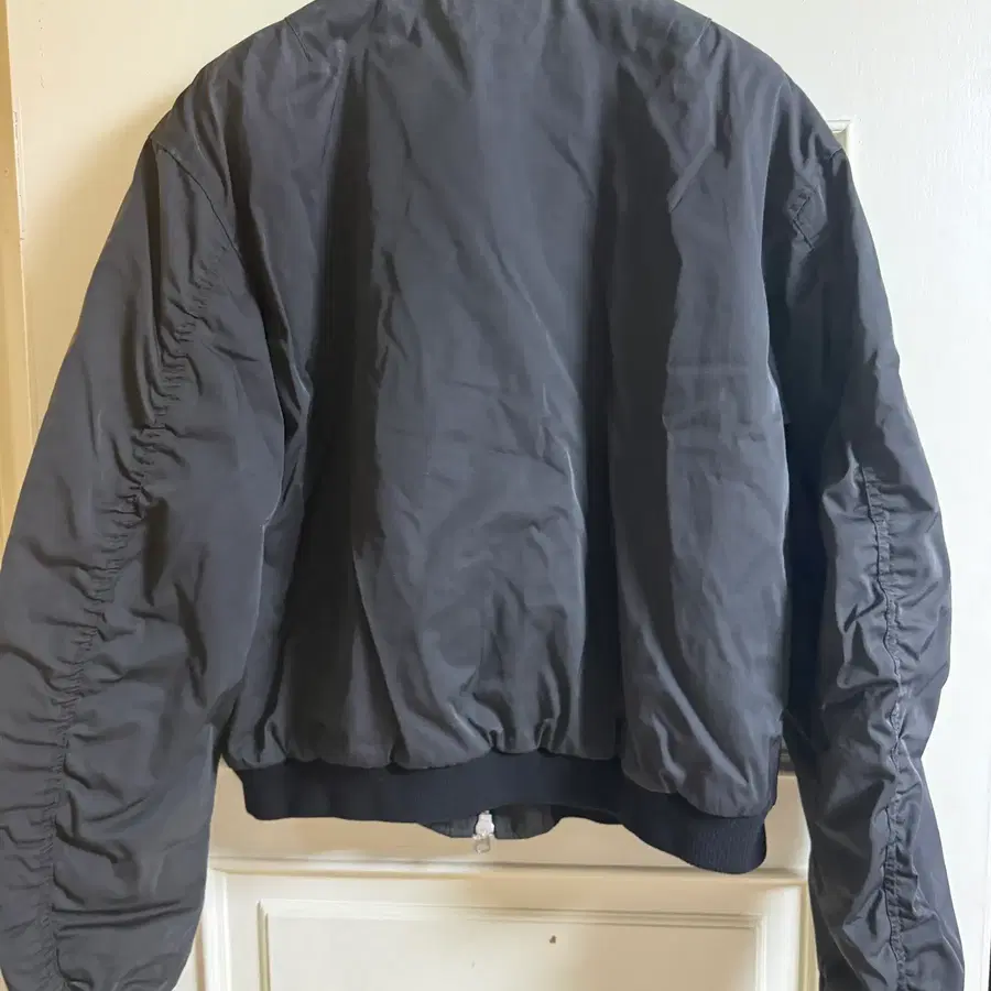 파프롬왓 FAR FADE F CHARM BOMBER 1사이즈 팝니다.