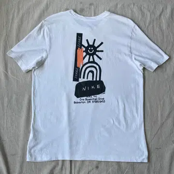 나이키 태양 백프린팅 반팔 XL