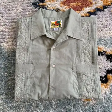 자수 반팔 셔츠 카키 THE GENUINE GUAYABERA