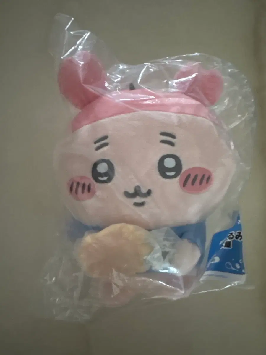 애니마이쿠지 9번상 카니 인형