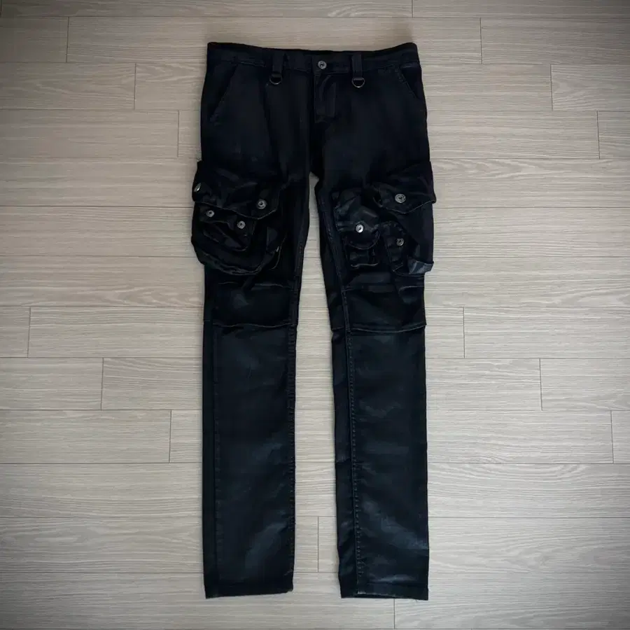 "Glamour" 00's Design Coated cargo pants
