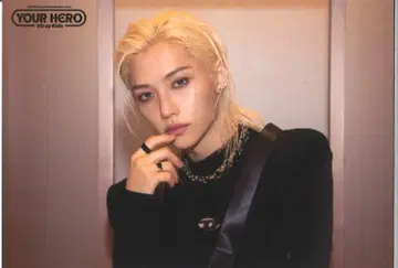 StrayKids SEASON'S GREETINGS 2025 MUSEUM FELIX YOUR HERO 2/5