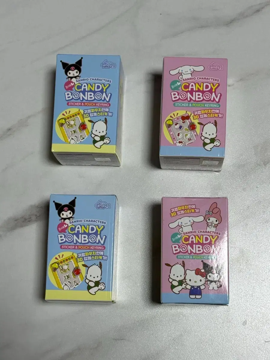 산리오 랜덤 봉봉스티커 키링 팔아요