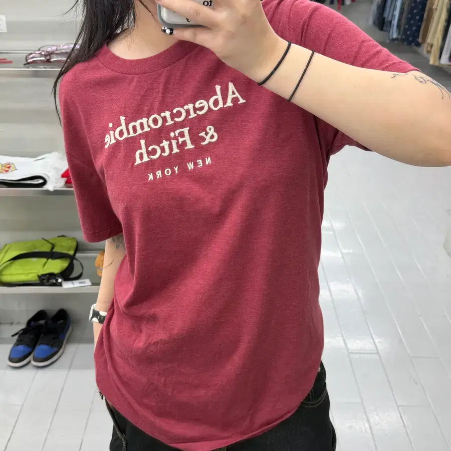 (XL) 아베크롬비 오리지널 버건디 뉴욕 로고 자수 반팔 티셔츠