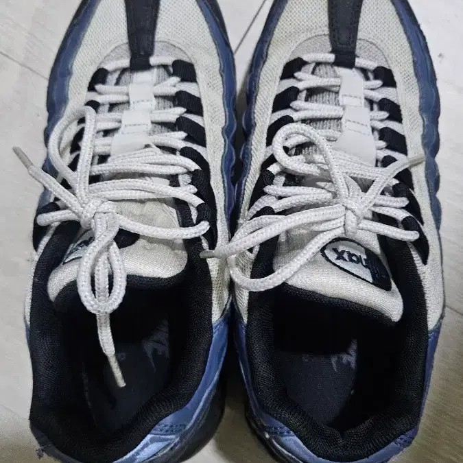 나이키 에어맥스 255