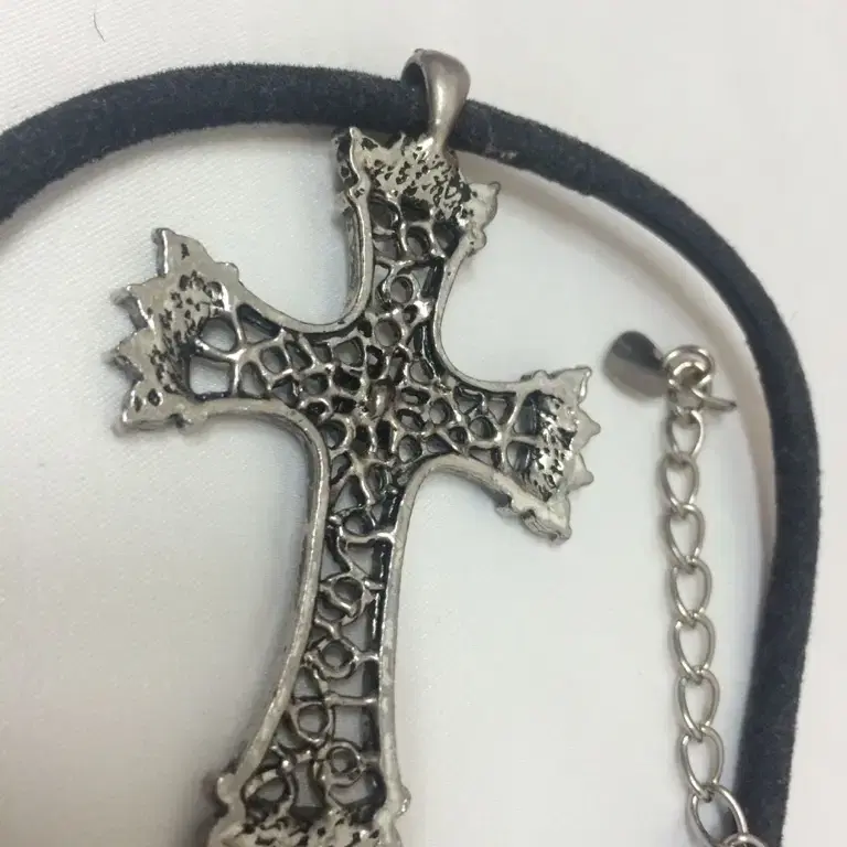 vintage cross choker