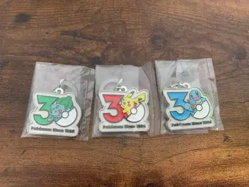 포켓몬 30주년 메탈 참 마스코트 이상해씨 피카츄 꼬부기