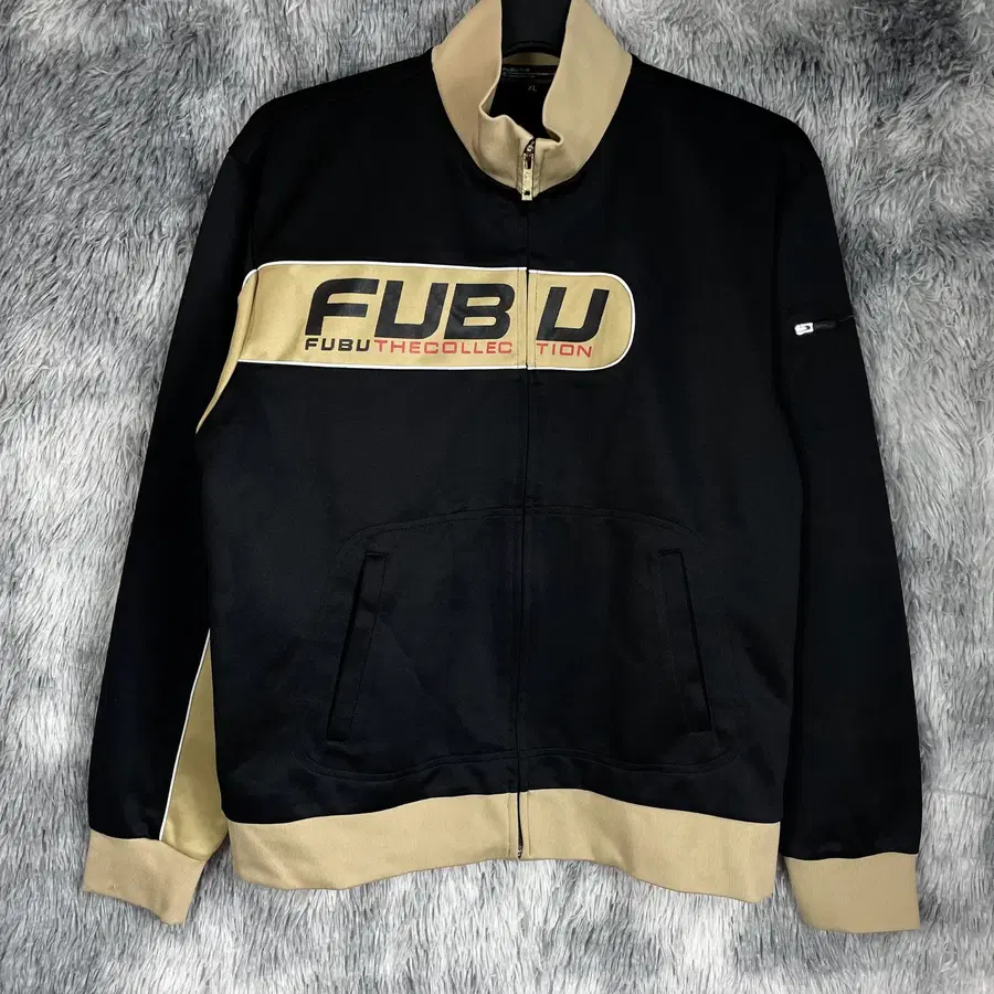 00s FUBU 올드스쿨 빅로고 디테일 트랙 자켓 5560
