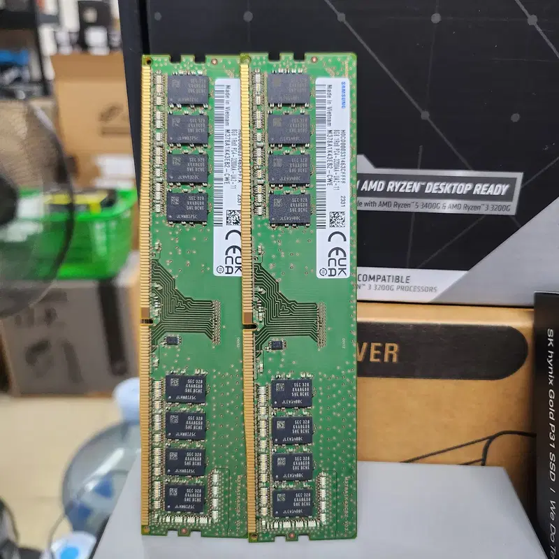 중고메모리 삼성 DDR4 3200 8g 팝니다.