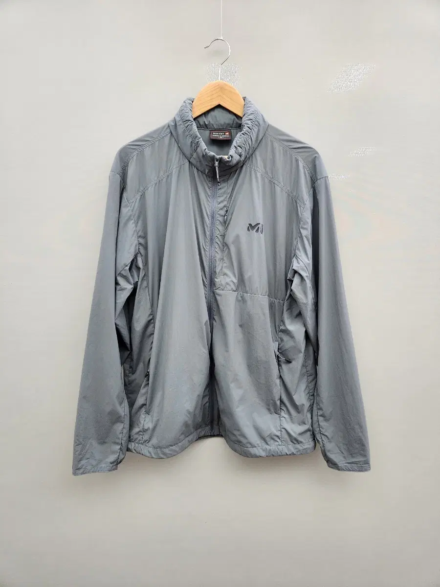 [105/XL] 밀레(MILLET) 경량 패커블 바람막이 자켓 (그레이)