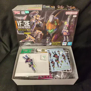 반다이 HG VF-31E 지크프리드(척 마스타크 기) 디럭스 세트 12