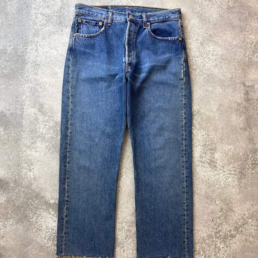 [31] 00s Levi's 501 리바이스 레귤러 핏 컷오프 데님팬츠