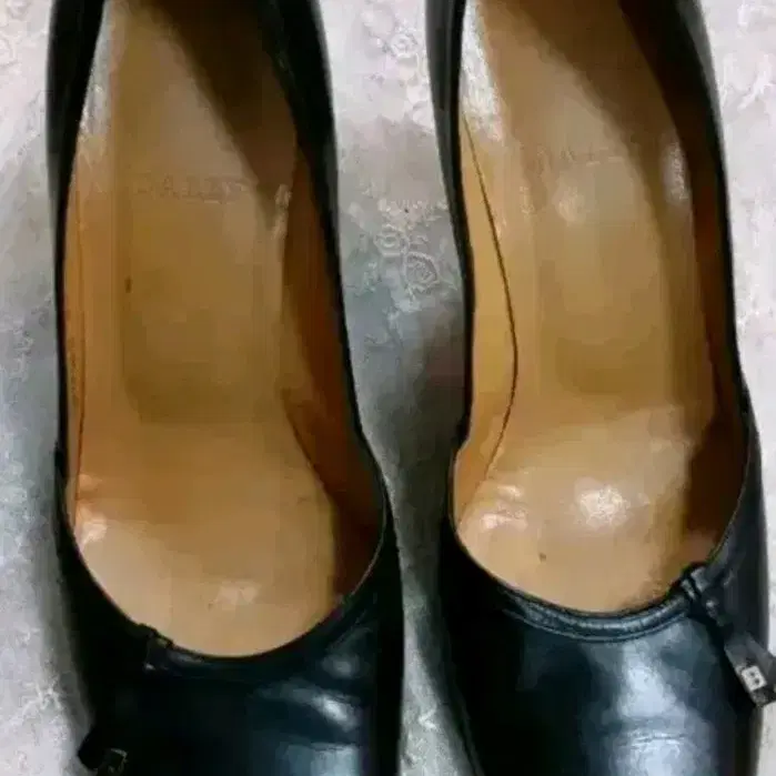 발리 여성 구두 블랙