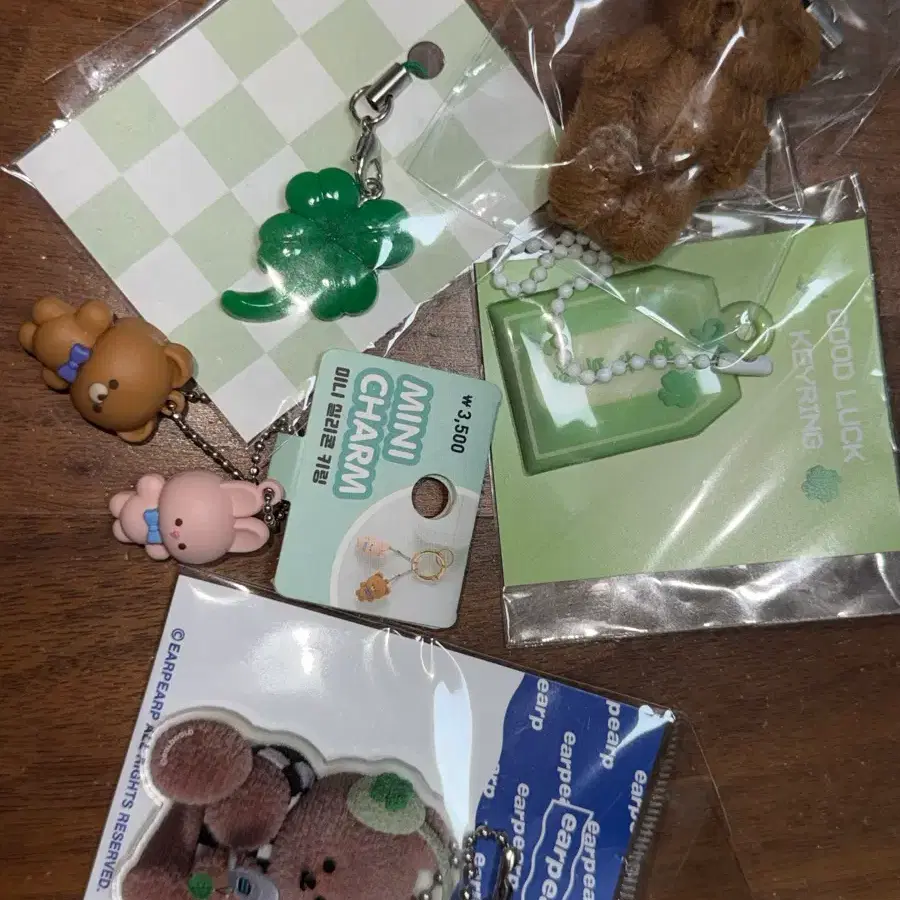 각종 키링 일괄 미개봉 클로버 곰돌이 어프어프 곰 토끼