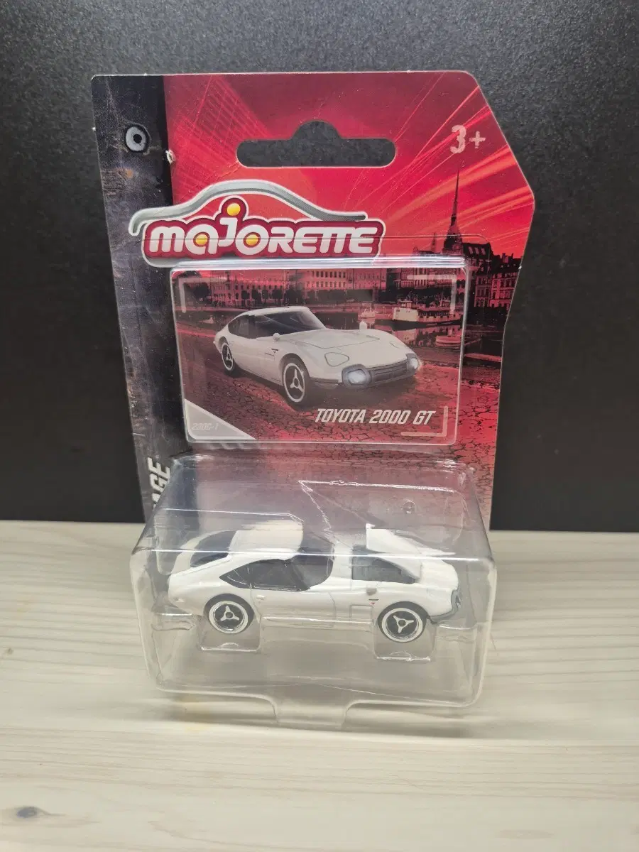 마조렛 토요타 2000GT 흰색 다이캐스트
