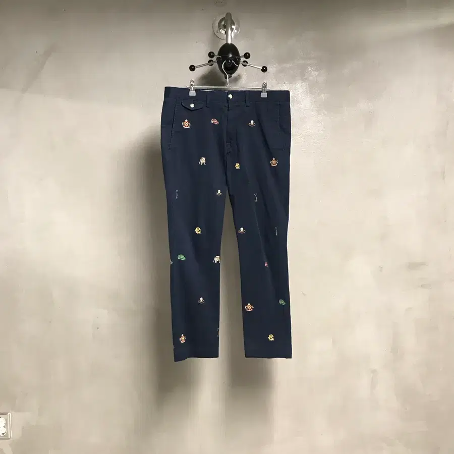 폴로 랄프로렌 멀티 자수 치노 팬츠 네이비 32/34