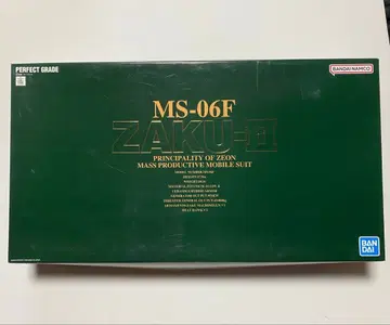 PG MS-06F 자쿠 II 건담 프라모델
