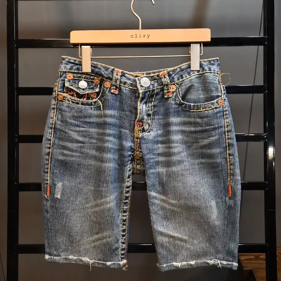[29] 트루릴리젼 TRUE RELIGION JOEY 미국생산 빅스티치 컷팅 데님 반바지 3.9