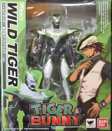 반다이 S.H.Figuarts TIGER&BUNNY 와일드 타이거 카츠라 마사카즈 컬러 ver