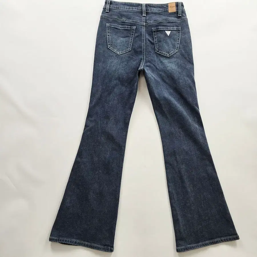 게스 청바지 부츠컷 스판 데님팬츠 사이즈26 R6977