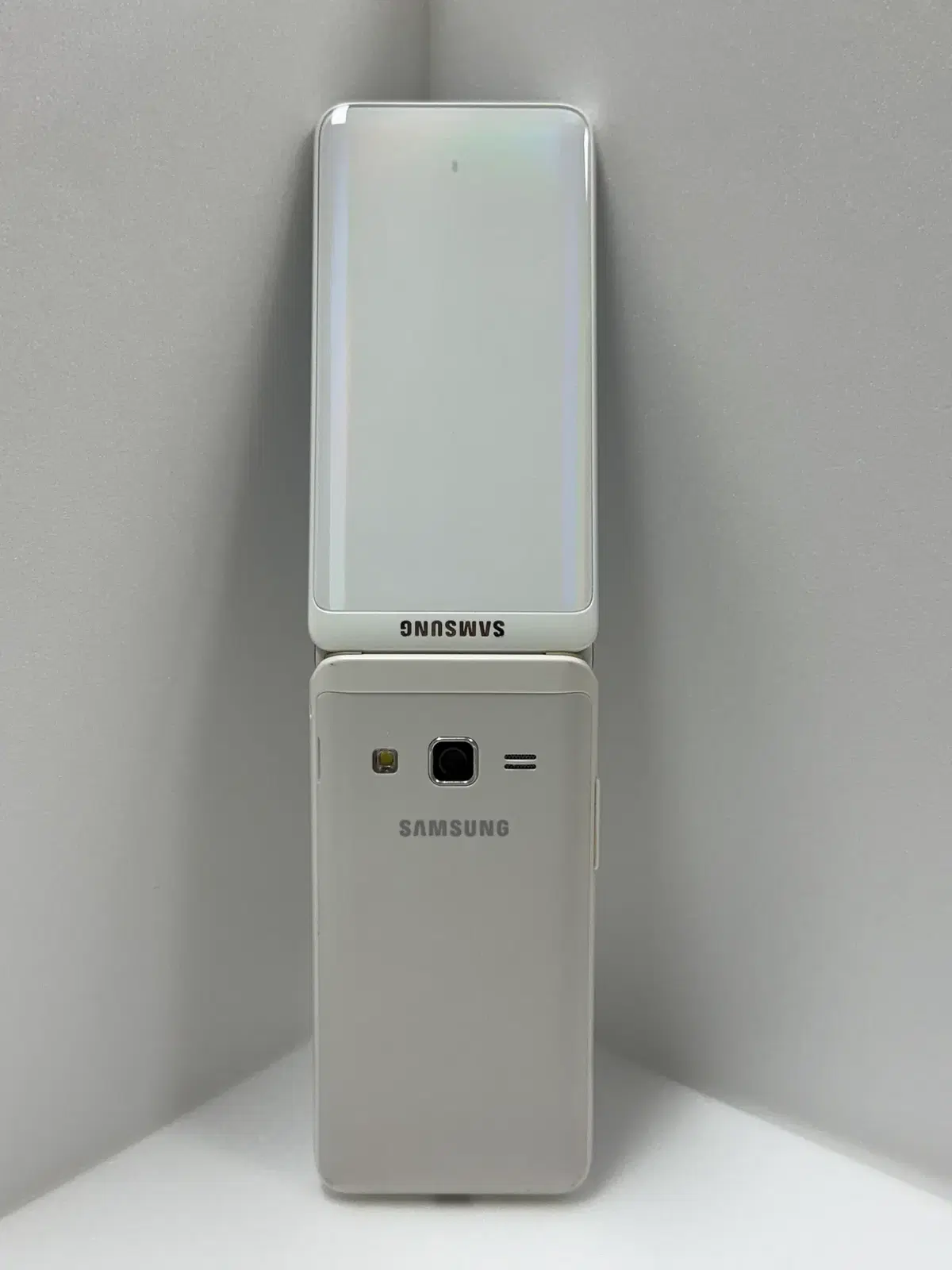 삼성 갤럭시폴더2