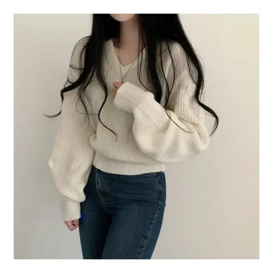 아이보리색 V넥 니트 (XS/S/M, 44/55/66, 80/85/90 사이즈)